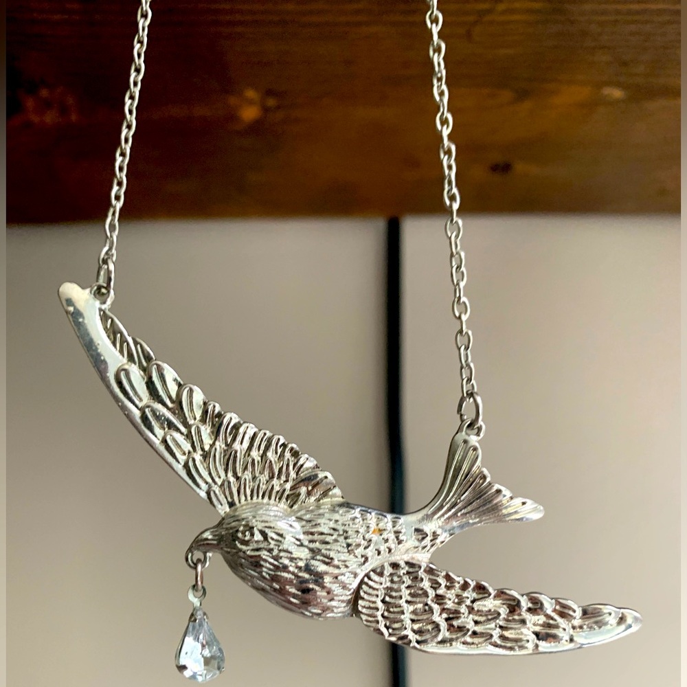Silver bird necklace